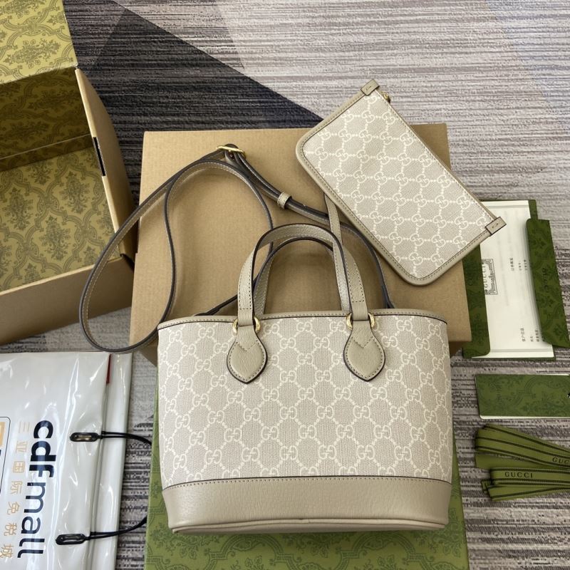 Gvc*1 tote bags